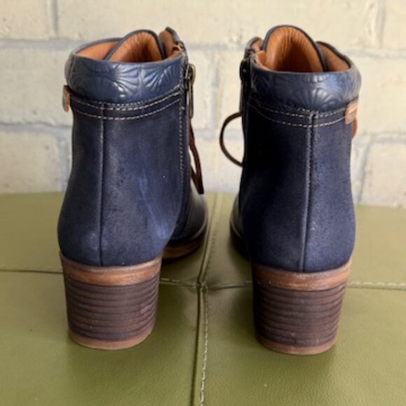 Pikolinos navy lace up boot size 42 (US W 11) - Picture 5 of 7